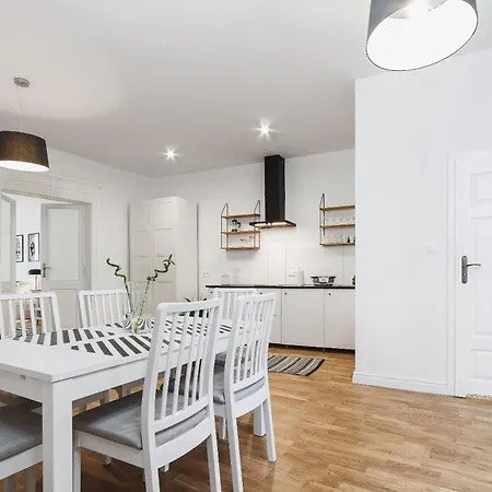 Krakowska 16 Street Kazimierz District * Cracovie